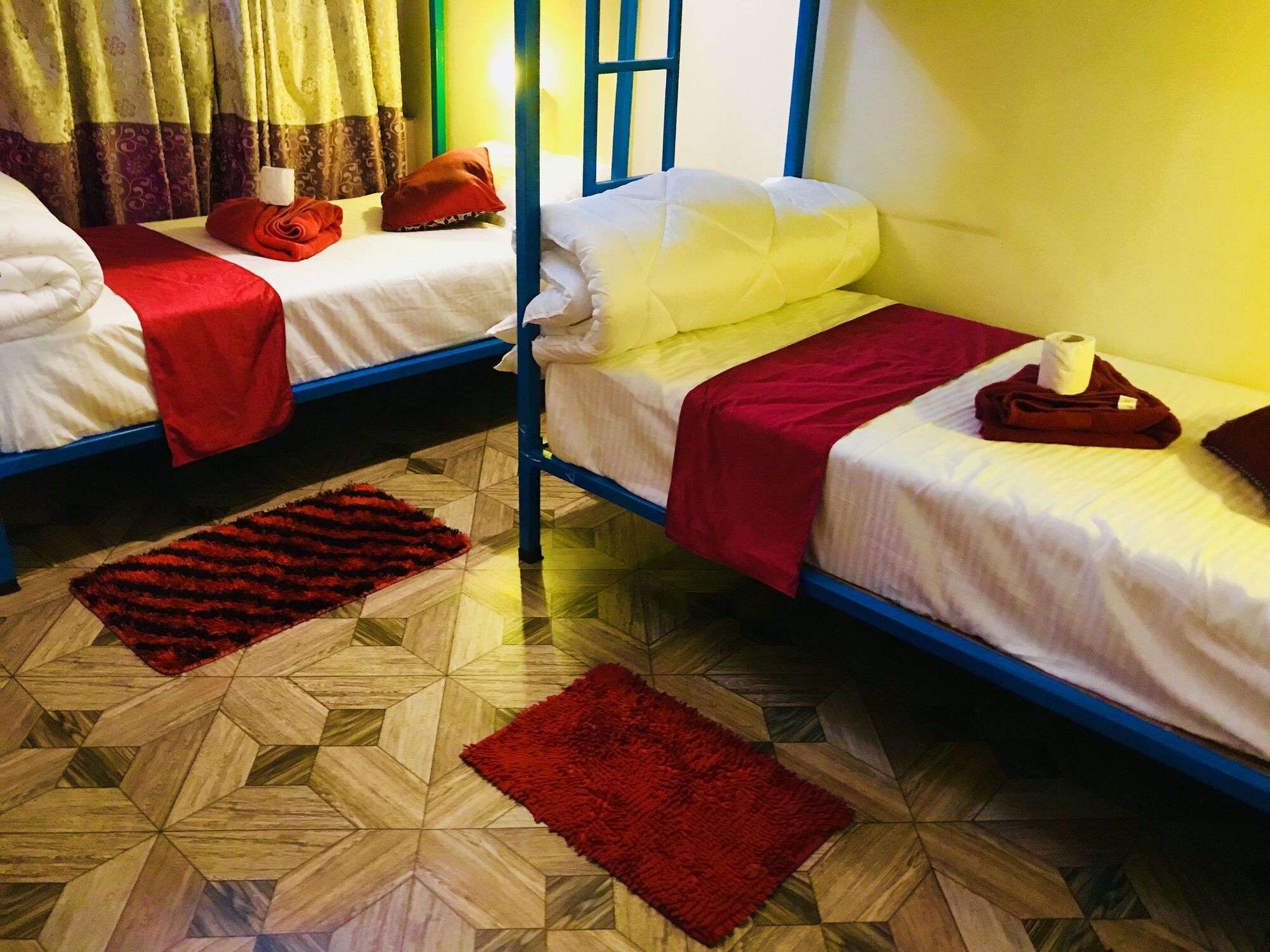 بوكْرا Aroma Tourist Hostel المظهر الخارجي الصورة