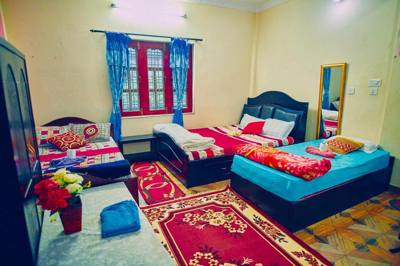 بوكْرا Aroma Tourist Hostel المظهر الخارجي الصورة